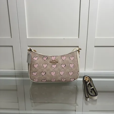 コーチ ショルダーバッグ