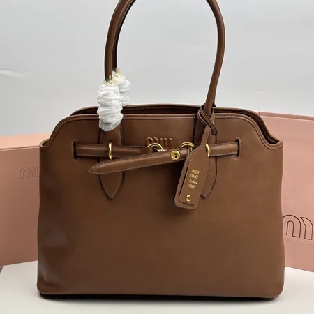 ヴァレンティノ ショルダーバッグ