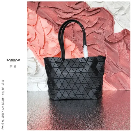 イッセイ ミヤケ ハンドバッグ