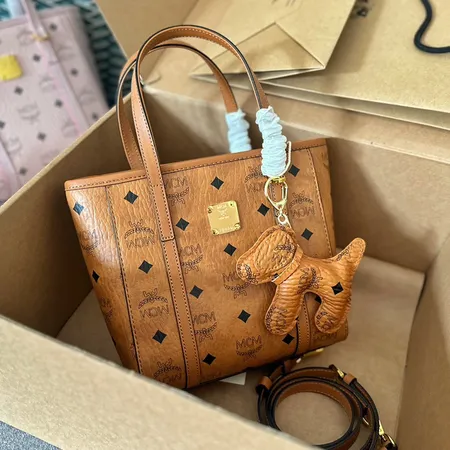 エムシーエム ハンドバッグ