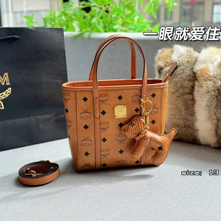 エムシーエム ハンドバッグ