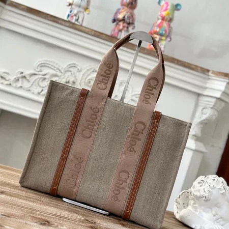 クロエ ハンドバッグ