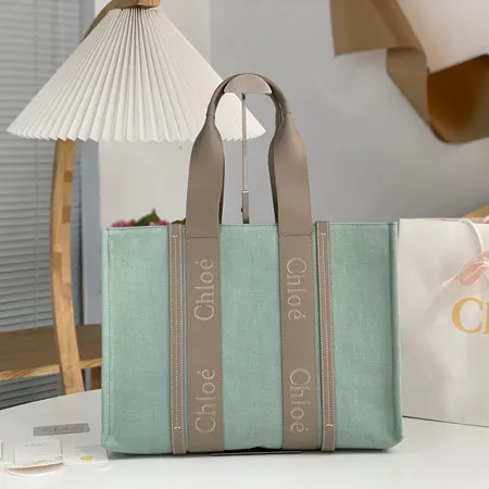 クロエ ハンドバッグ