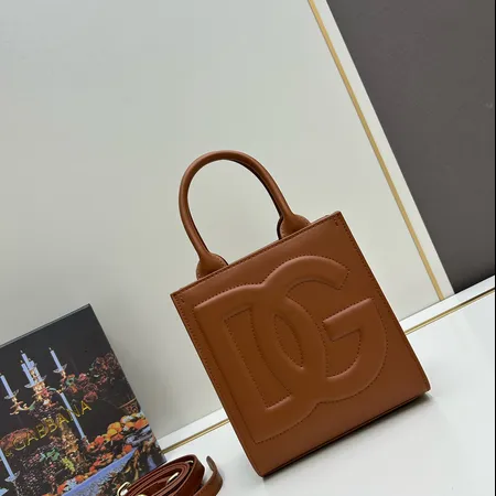 ドルチェ＆ガッバーナ ハンドバッグ