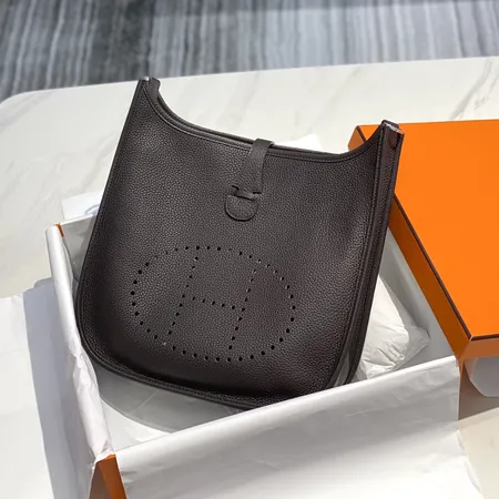 エルメス ショルダーバッグ