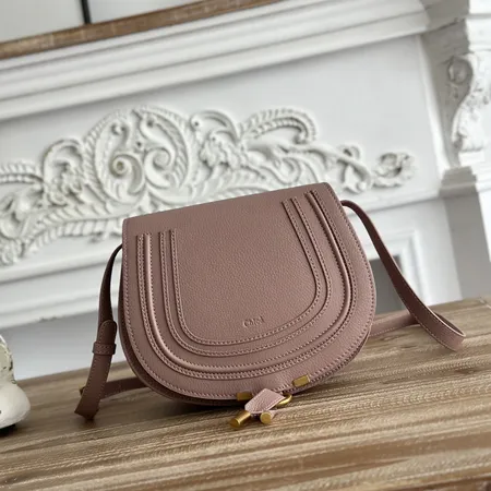 クロエ ショルダーバッグ