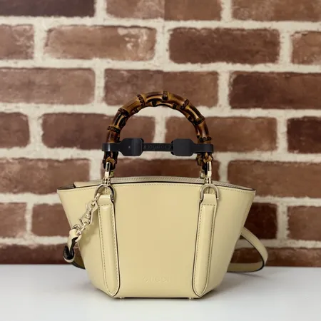 グッチ ハンドバッグ