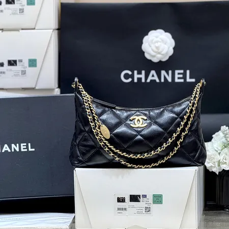 シャネル ハンドバッグ