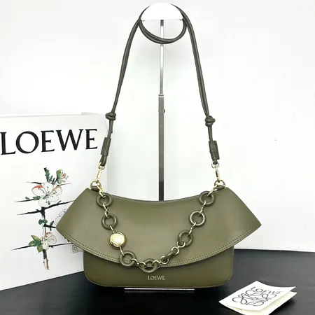 ロエベ ショルダーバッグ