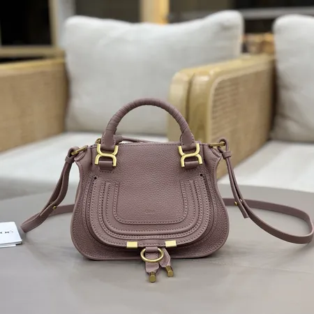 クロエ ショルダーバッグ