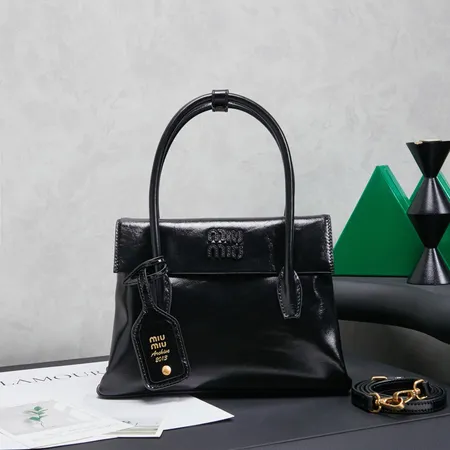 ミュウミュウ ハンドバッグ