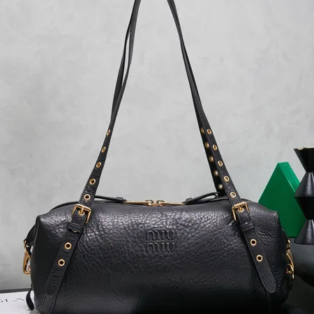 ミュウミュウ ハンドバッグ