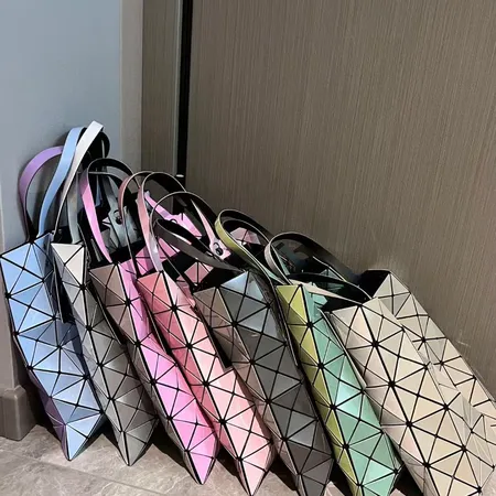 イッセイ ミヤケ ハンドバッグ