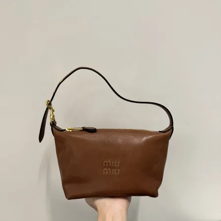 ミュウミュウ ハンドバッグ