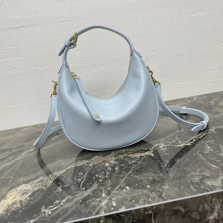 セリーヌ ハンドバッグ