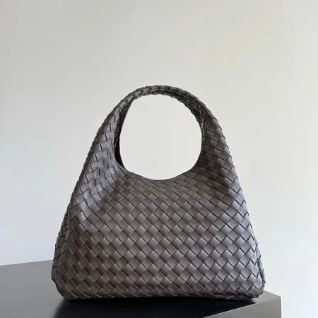 ボッテガ ヴェネタ ハンドバッグ