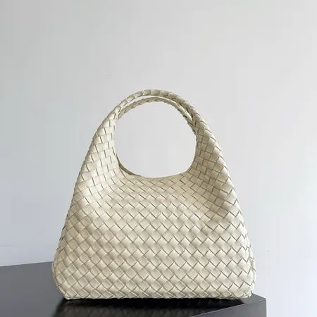 クロエ ハンドバッグ