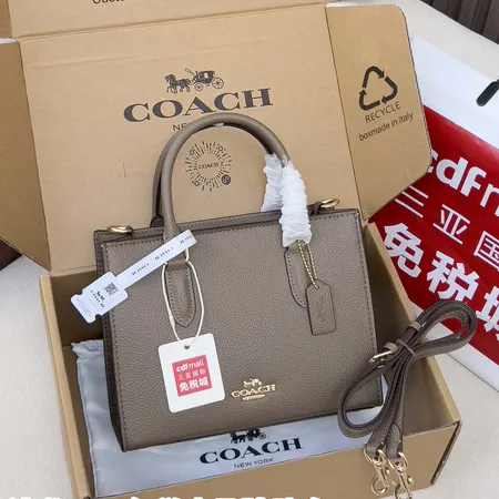 コーチ ハンドバッグ