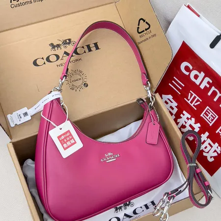 コーチ ショルダーバッグ