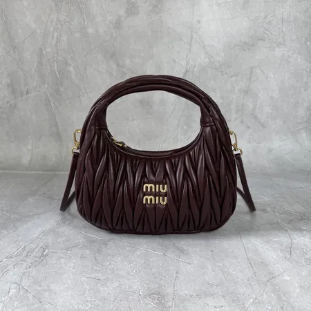 ミュウミュウ ハンドバッグ