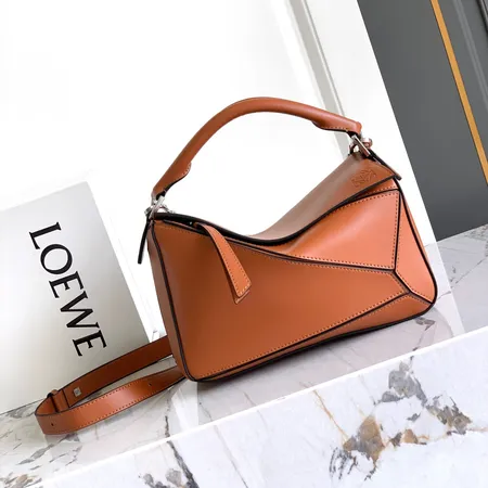 ロエベ ハンドバッグ