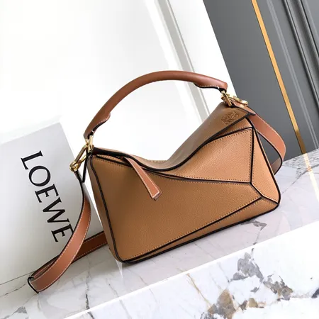 ロエベ ハンドバッグ