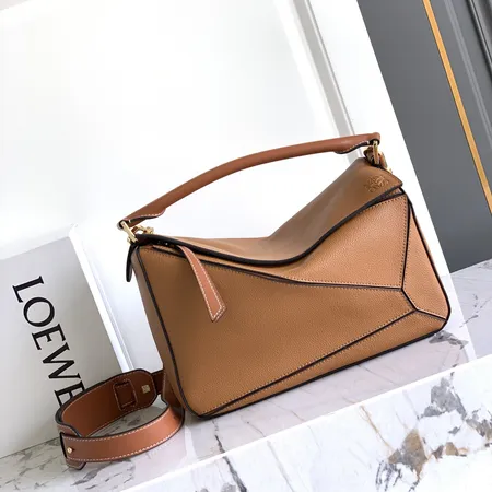 ロエベ ハンドバッグ