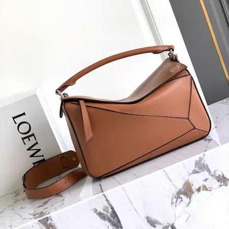 ロエベ ハンドバッグ