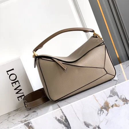 ロエベ ハンドバッグ