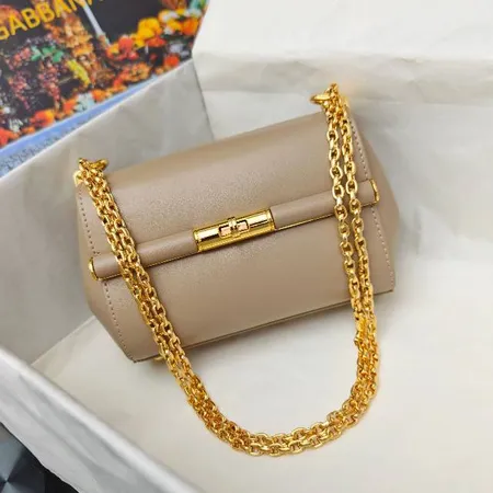 イッセイ ミヤケ ショルダーバッグ