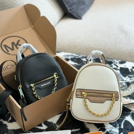 マイケルコース リュックサック