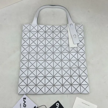 イッセイ ミヤケ ハンドバッグ