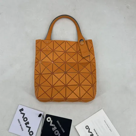 イッセイ ミヤケ ハンドバッグ