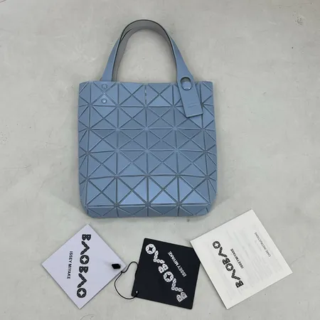 イッセイ ミヤケ ハンドバッグ