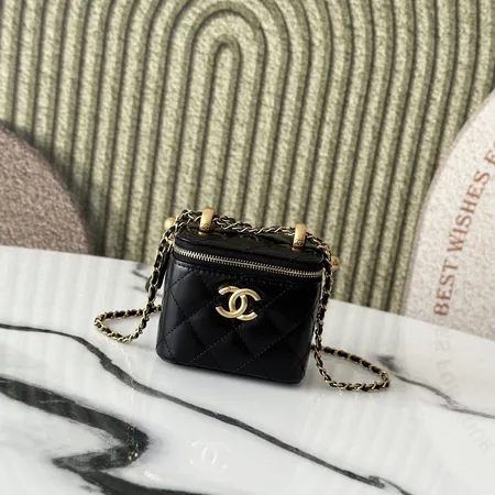 シャネル ショルダーバッグ