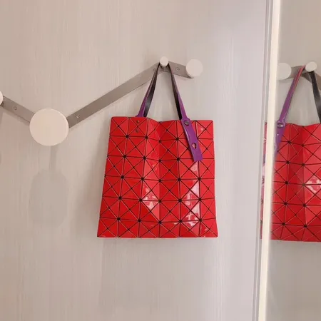 イッセイ ミヤケ ハンドバッグ