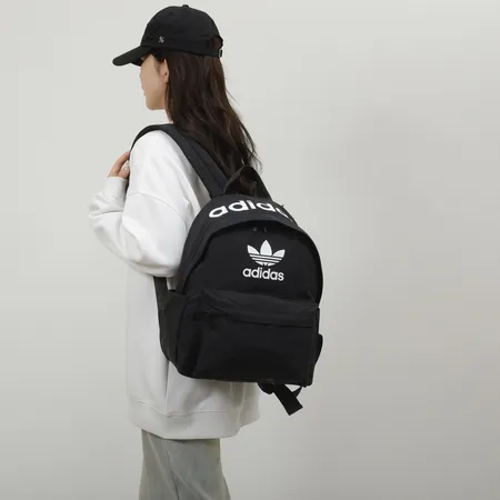 アディダス リュックサック