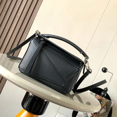 ロエベ ハンドバッグ