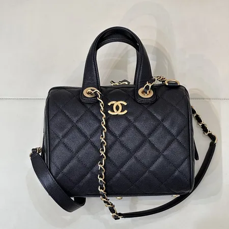 シャネル ハンドバッグ