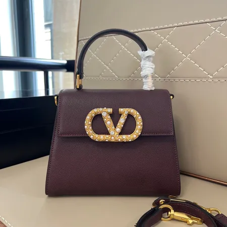 ヴァレンティノ ハンドバッグ