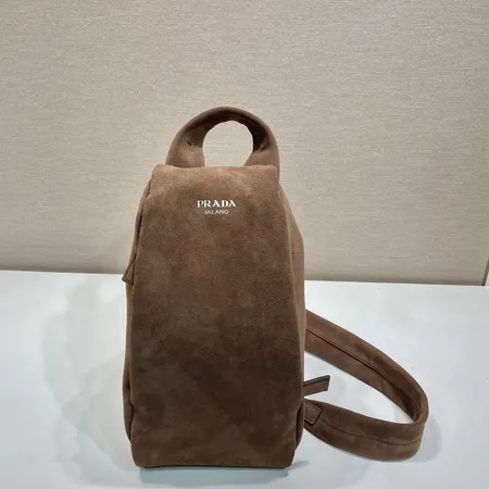 プラダ ショルダーバッグ