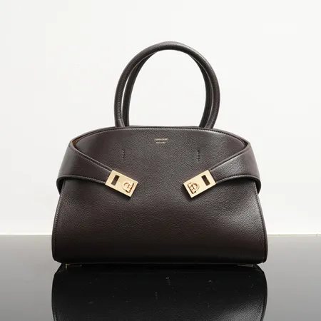 フェラガモ ハンドバッグ