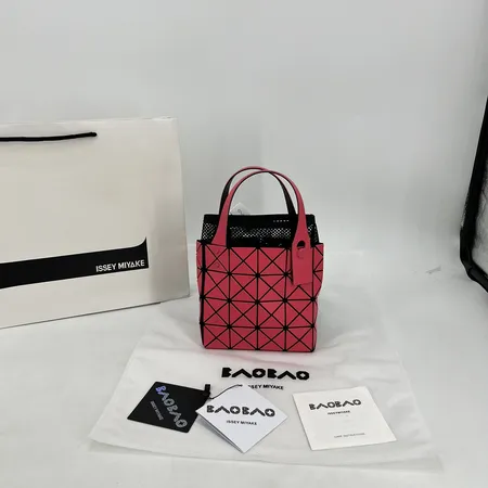 イッセイ ミヤケ ハンドバッグ