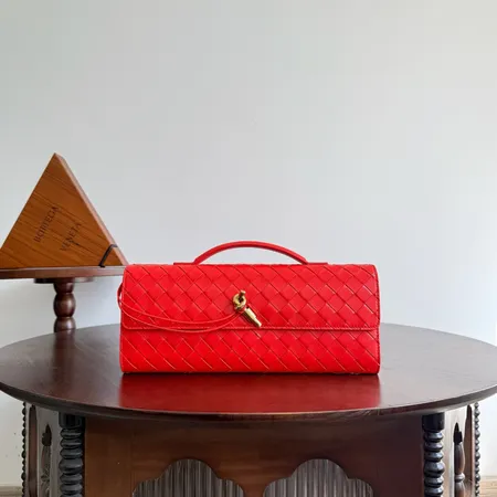 ボッテガ ヴェネタ ハンドバッグ