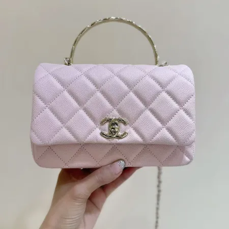 シャネル ハンドバッグ