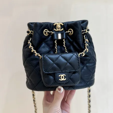 シャネル ハンドバッグ