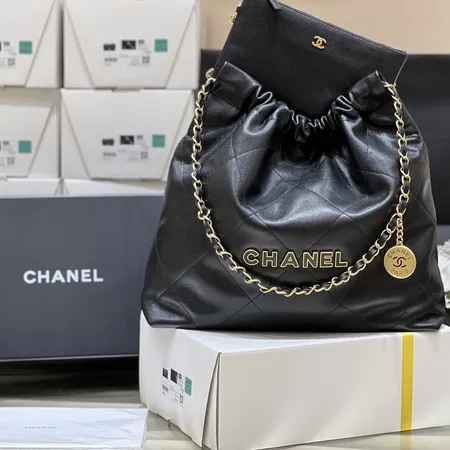 シャネル ハンドバッグ