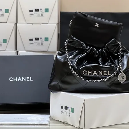 シャネル ハンドバッグ