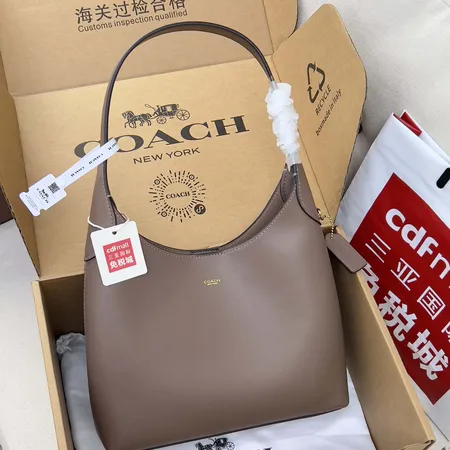 コーチ ショルダーバッグ