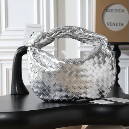 ボッテガ ヴェネタ ハンドバッグ